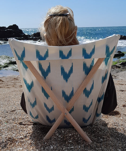 Tumbona con tela ikat artesanal de Palma de Mallorca -